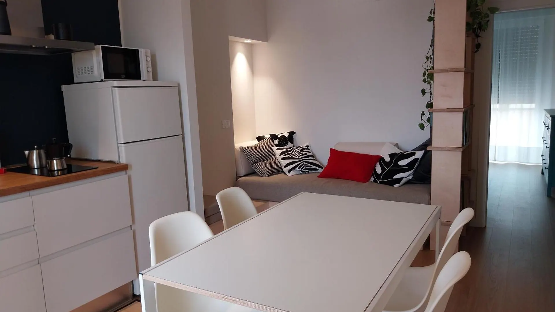 Lomi Home - Private Parking Florence 0*,  Italië