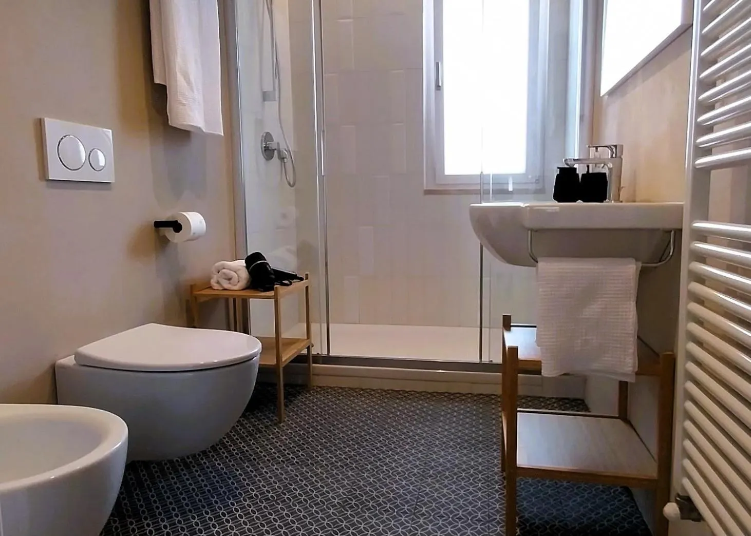 Lomi Home - Private Parking Florenz 0*,